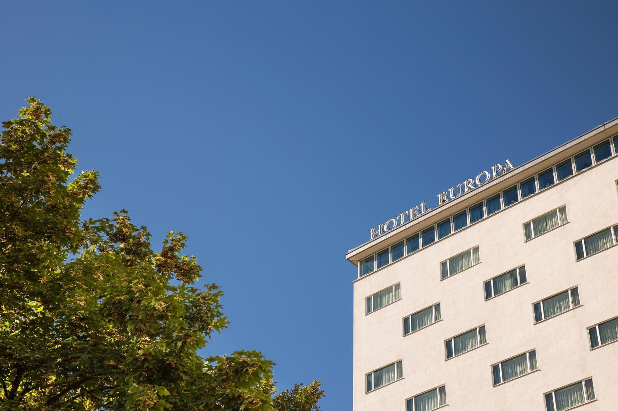 Austria Trend Hotel Europa Salzburgo Exterior foto